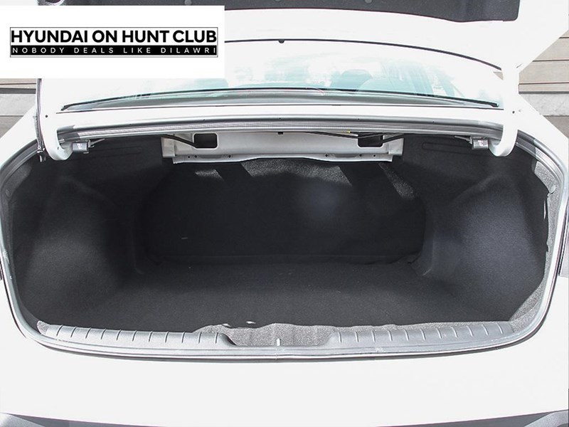 2026 Hyundai Elantra Preferred IVT w/Tech Pkg