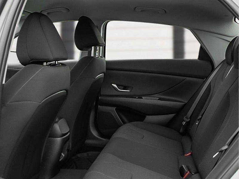 2026 Hyundai Elantra Essential IVT