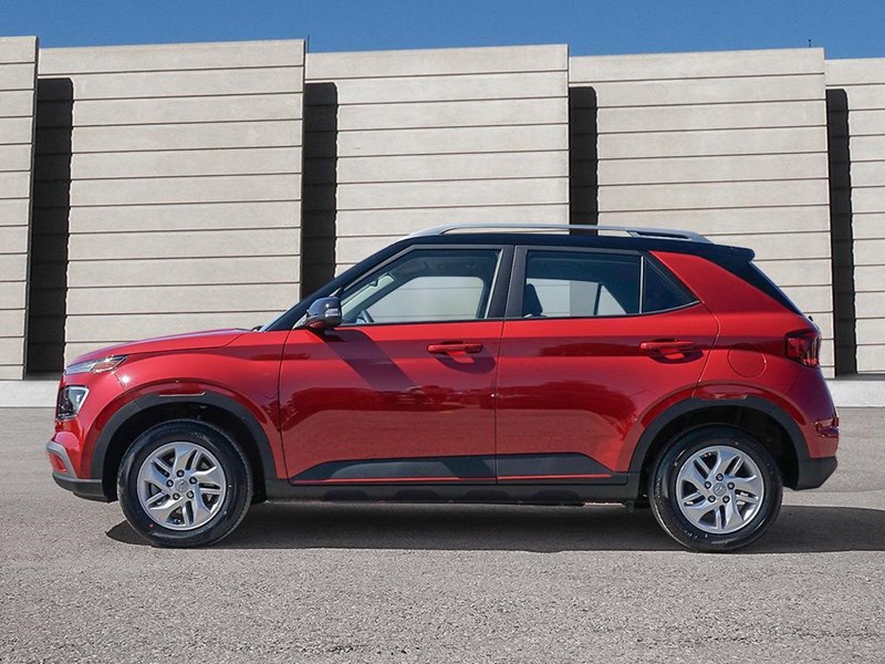 2026 Hyundai Venue Preferred IVT w/Two-Tone