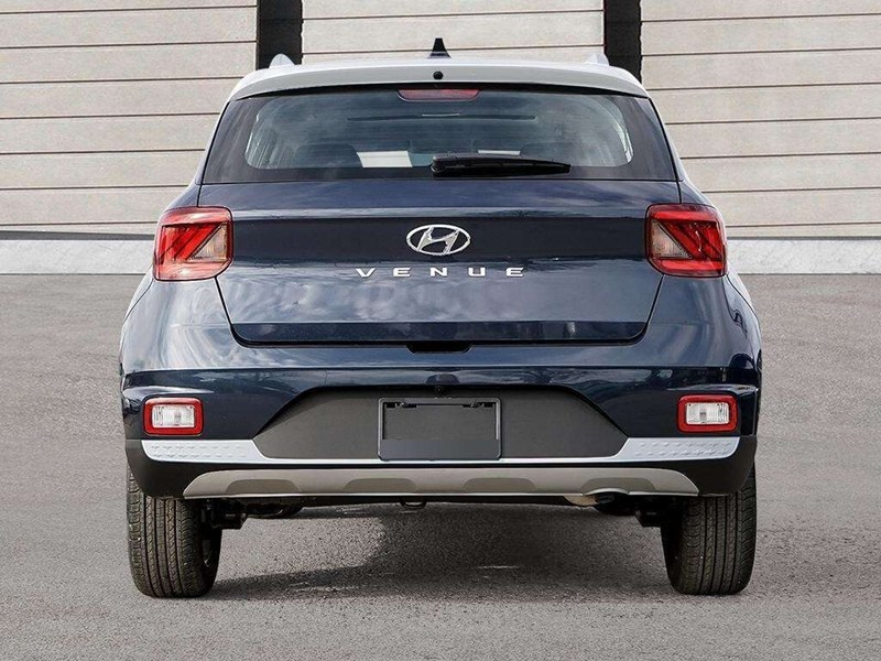 2026 Hyundai Venue Preferred IVT w/Two-Tone