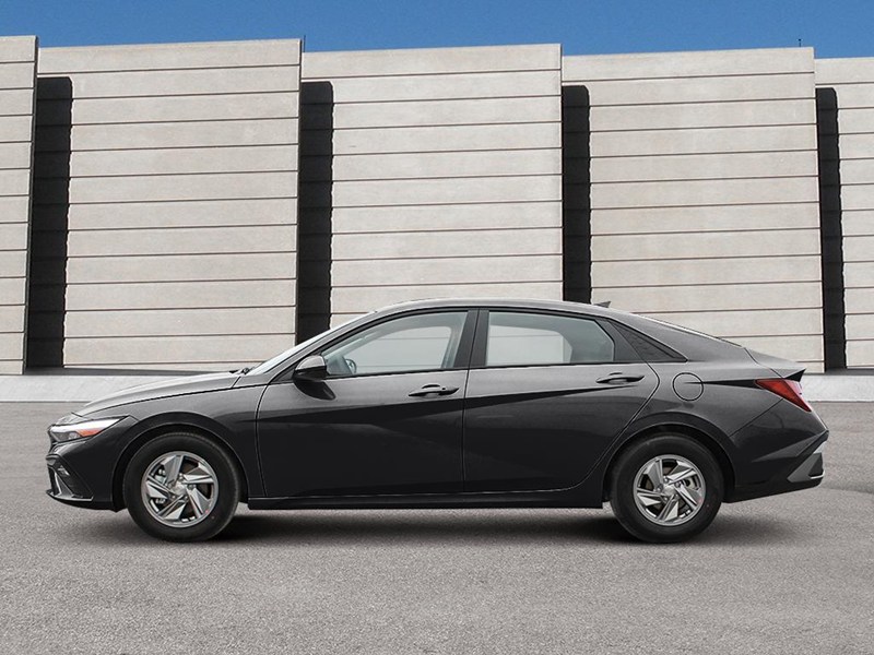 2026 Hyundai Elantra Essential IVT