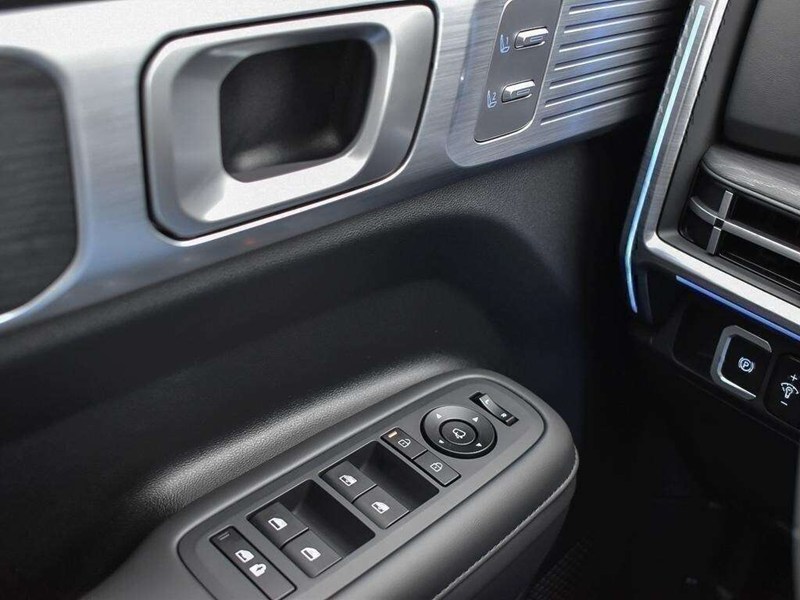 2025 Hyundai Santa Fe Luxury AWD
