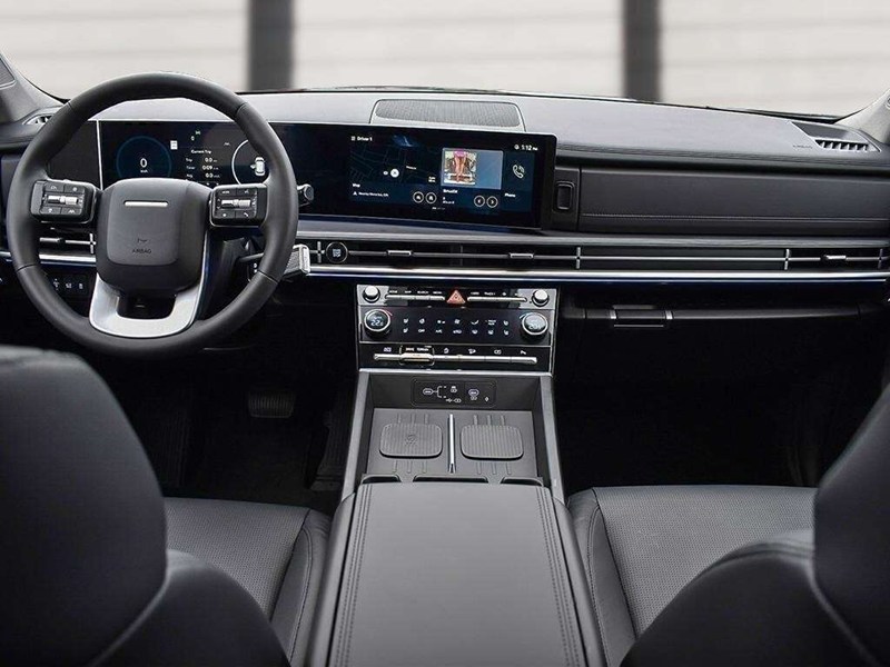 2025 Hyundai Santa Fe Luxury AWD