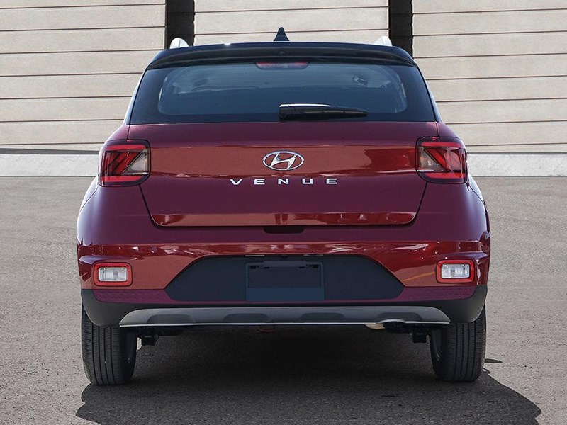 2026 Hyundai Venue Preferred IVT w/Two-Tone