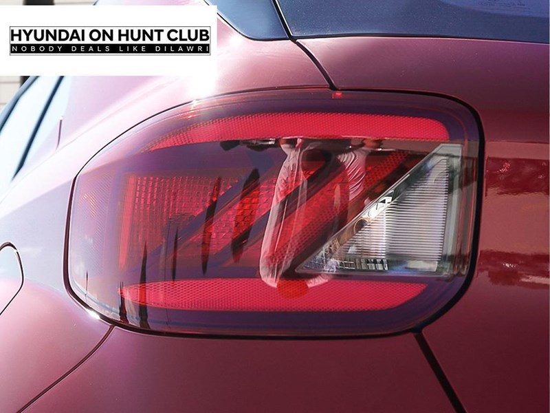 2026 Hyundai Venue Preferred IVT w/Two-Tone