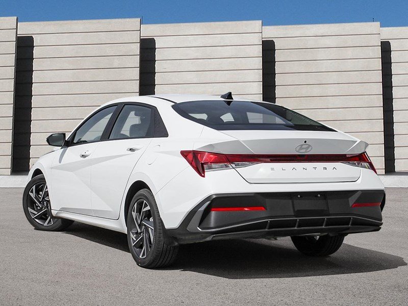 2026 Hyundai Elantra Preferred IVT w/Tech Pkg