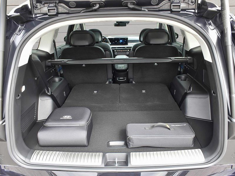 2026 Hyundai IONIQ 9 Preferred + AWD w/Ultimate Calligraphy Pkg
