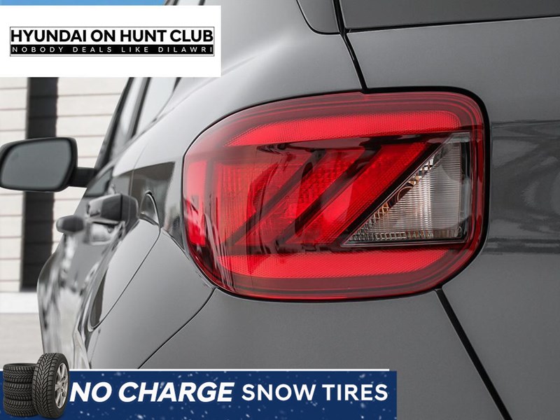 2025 Hyundai Venue Preferred IVT