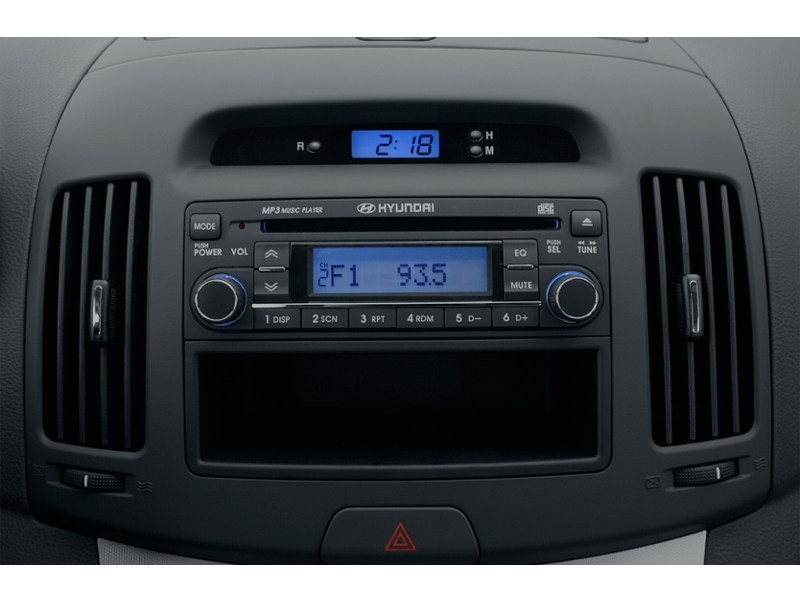 2008 Hyundai Elantra 4dr Sdn Auto GL Interior Shot 2