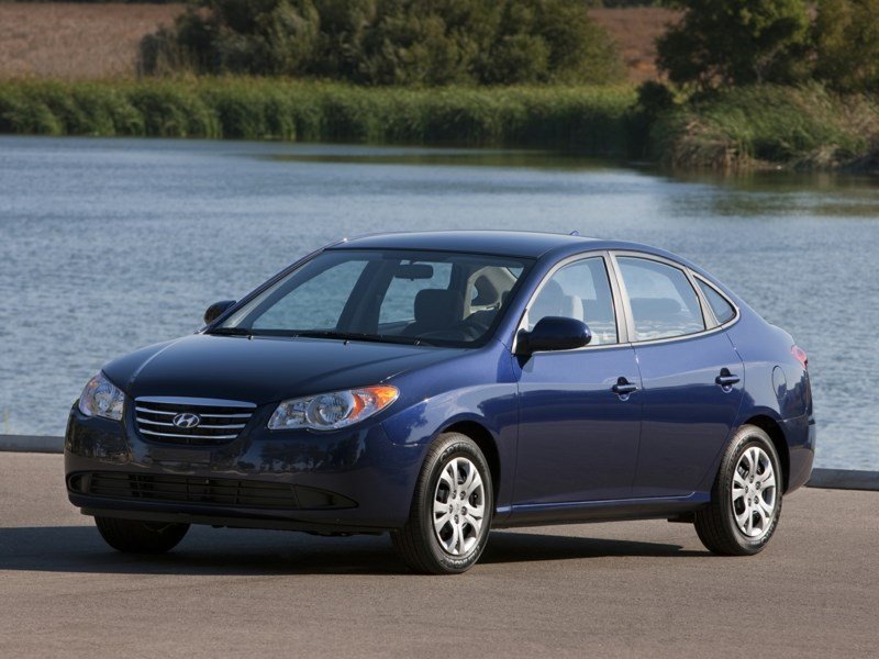 2010 Hyundai Elantra L OEM Shot 2