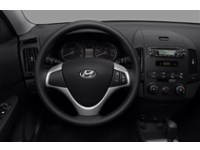 2010 Hyundai Elantra Touring 4dr Wgn Auto GL Interior Shot 3