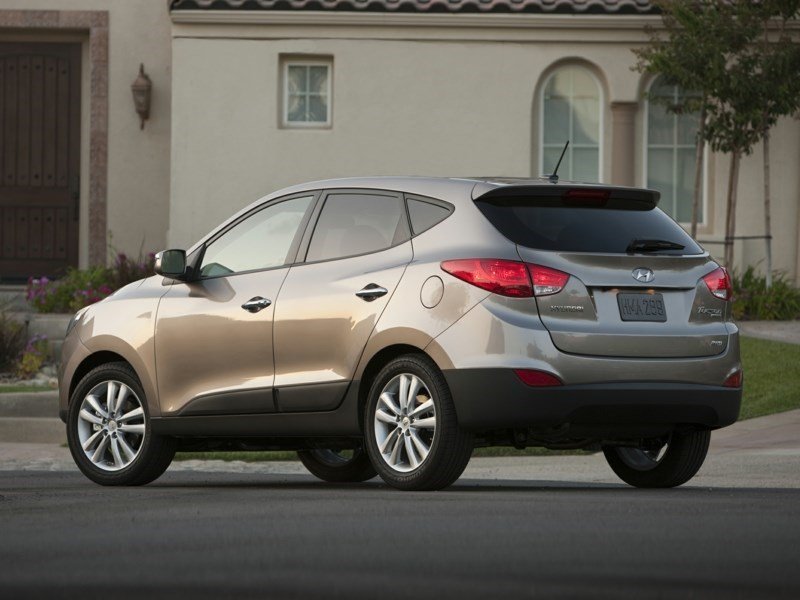 2013 Hyundai Tucson GL (A6) OEM Shot 2