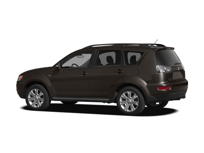 2010 Mitsubishi Outlander 4WD 4dr GT Exterior Shot 13