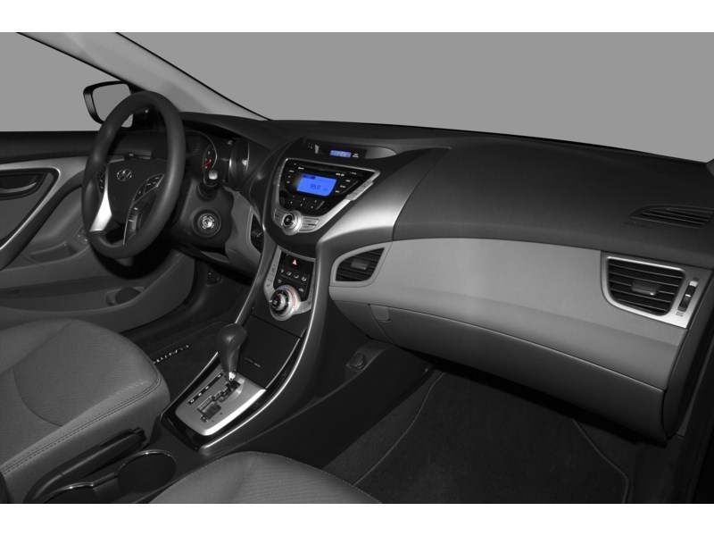 2011 Hyundai Elantra 4dr Sdn Auto GL Interior Shot 1