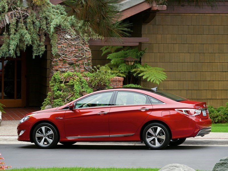 2014 Hyundai Sonata Hybrid Base (A6) OEM Shot 4