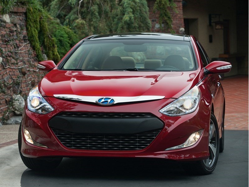 2014 Hyundai Sonata Hybrid Base (A6) OEM Shot 5