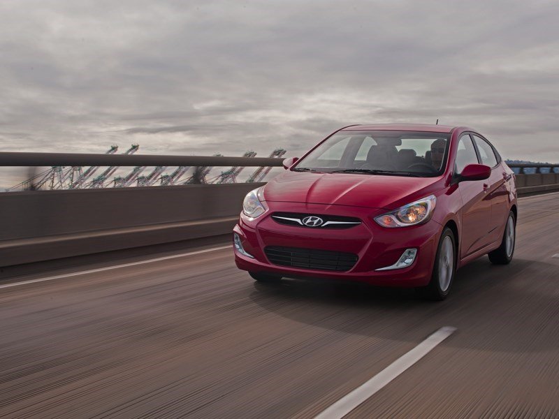 2013 Hyundai Accent L (M6) OEM Shot 1