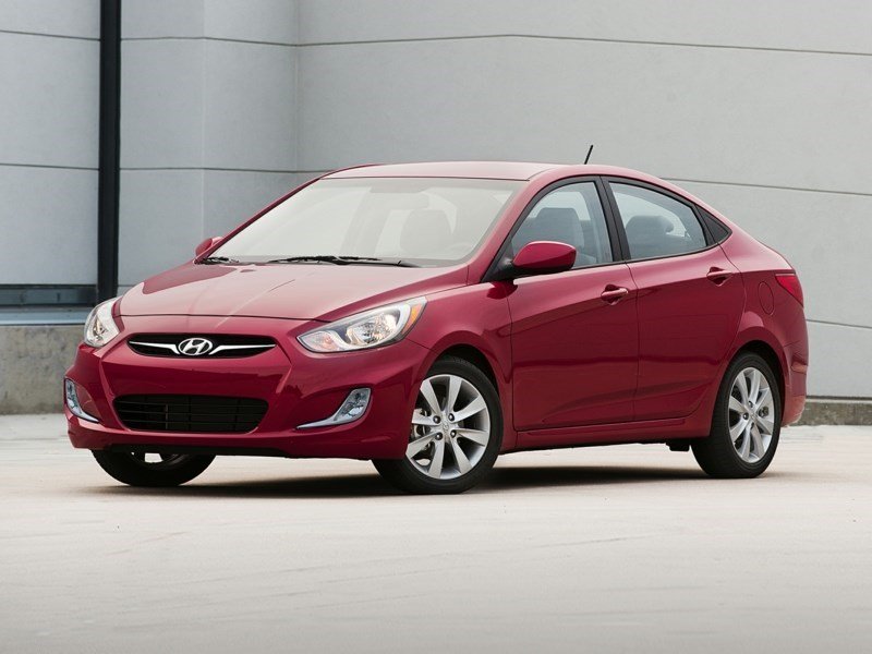 2013 Hyundai Accent L (M6) OEM Shot 2