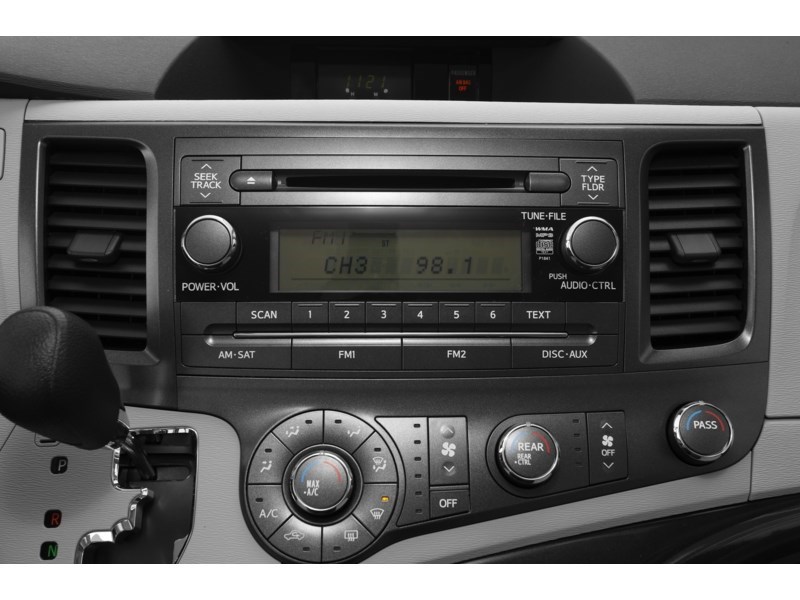 2012 Toyota Sienna 5dr V6 LE 8-Pass FWD Interior Shot 2