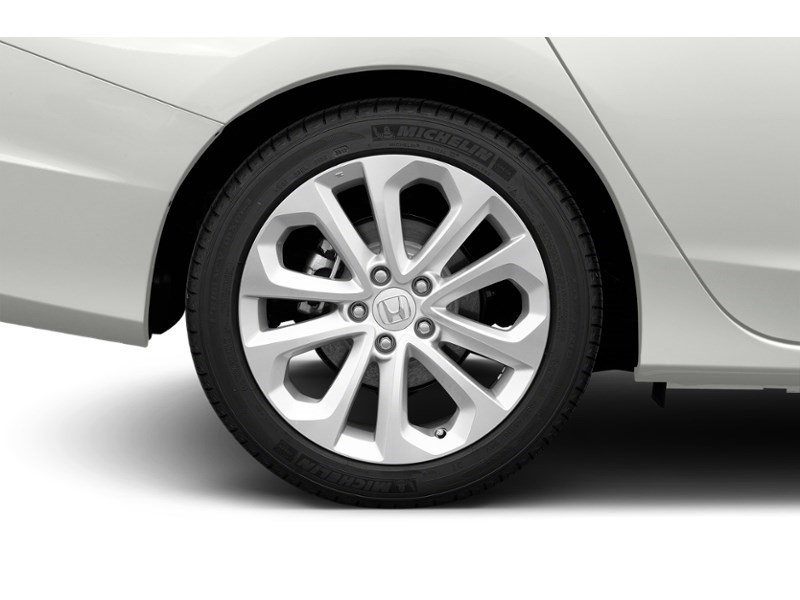 2014 Honda Accord 4dr V6 Auto Touring Exterior Shot 5