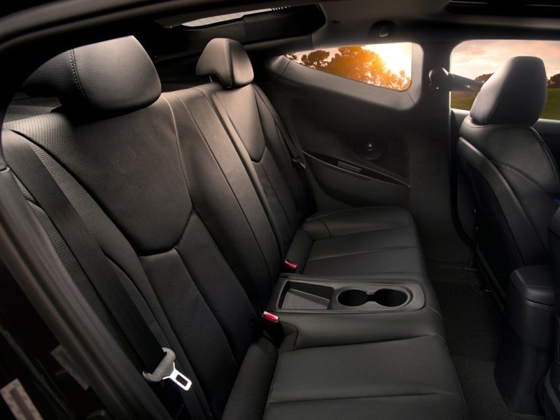 2013 Hyundai Veloster Base (M6) OEM Shot 6