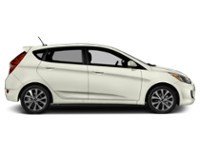 2017 Hyundai Accent 5dr HB Auto SE Exterior Shot 11