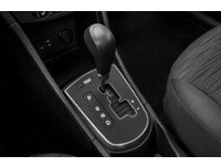 2017 Hyundai Accent 5dr HB Auto SE Exterior Shot 12