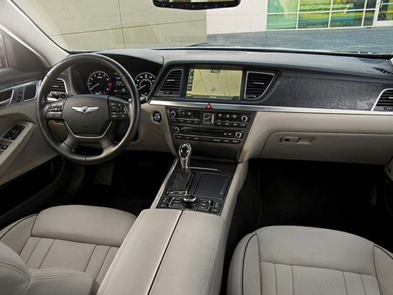 2015 Hyundai Genesis 3.8 Premium OEM Shot 5