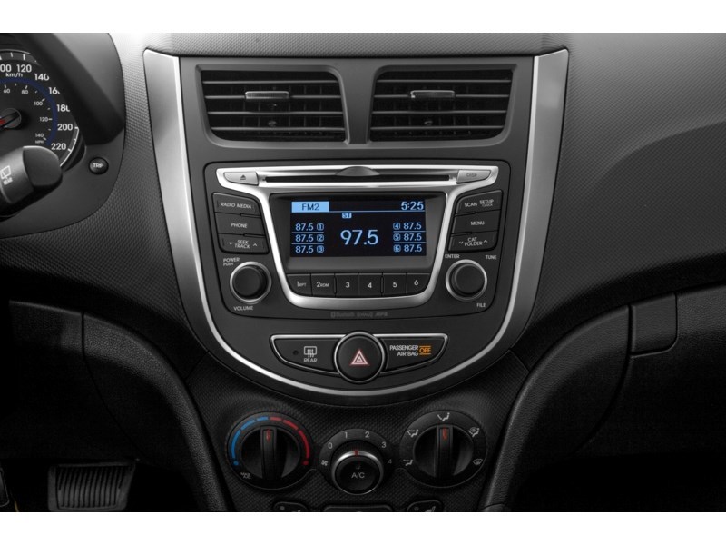 2016 Hyundai Accent 5dr HB Auto GL Interior Shot 2