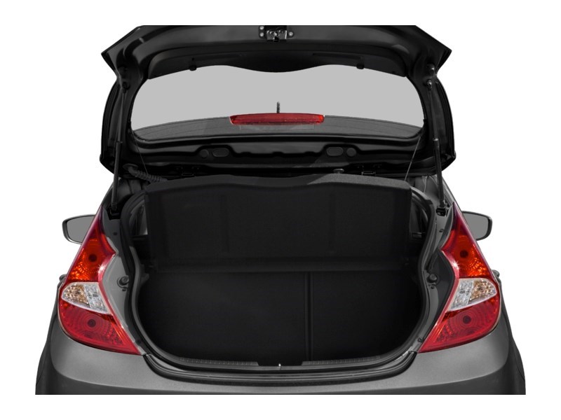 2016 Hyundai Accent 5dr HB Auto GL Exterior Shot 4