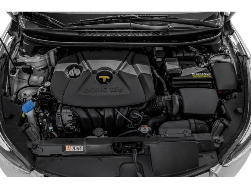 2015 Hyundai Elantra 4dr Sdn Man L Exterior Shot 3