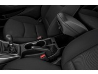 2015 Hyundai Elantra 4dr Sdn Man L Interior Shot 7