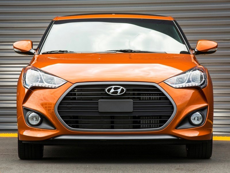 2016 Hyundai Veloster Base (M6) OEM Shot 3