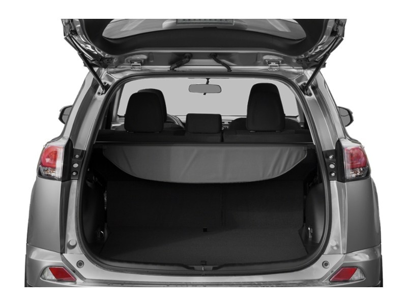 2018 Toyota RAV4 AWD LE Exterior Shot 4
