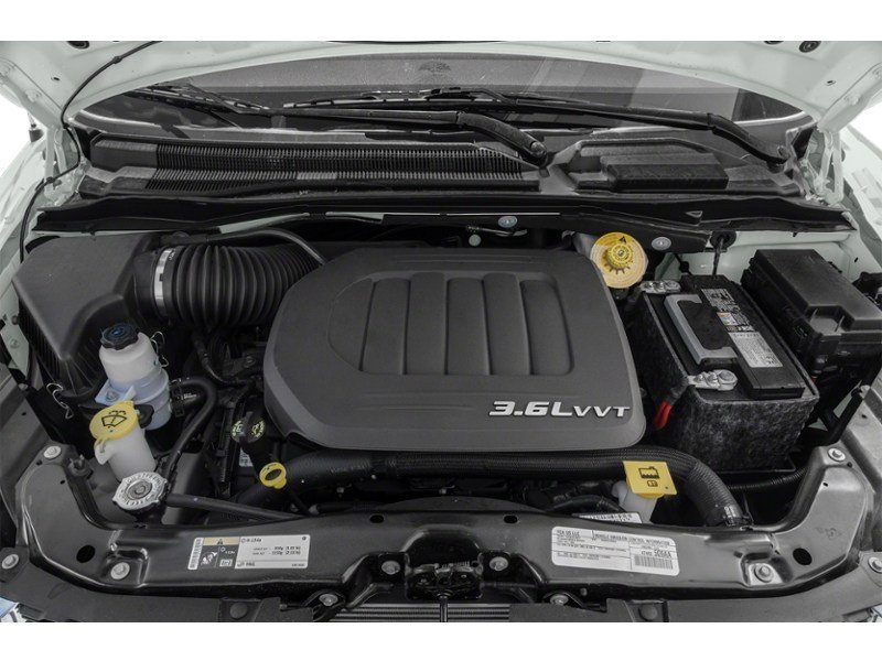 2020 Dodge Grand Caravan Premium Plus 2WD Exterior Shot 3