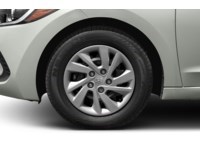 2018 Hyundai Elantra L Manual Exterior Shot 5