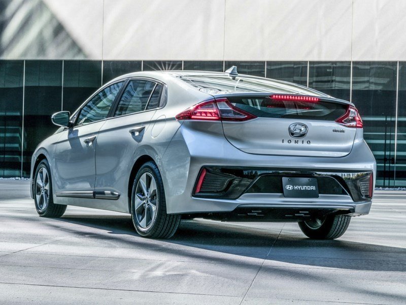 2018 Hyundai Ioniq EV SE OEM Shot 1