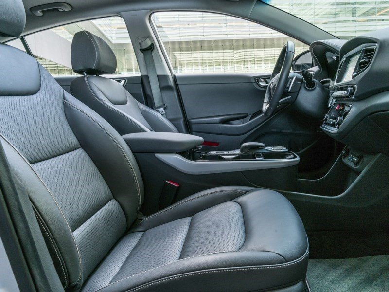 2018 Hyundai Ioniq EV SE OEM Shot 5