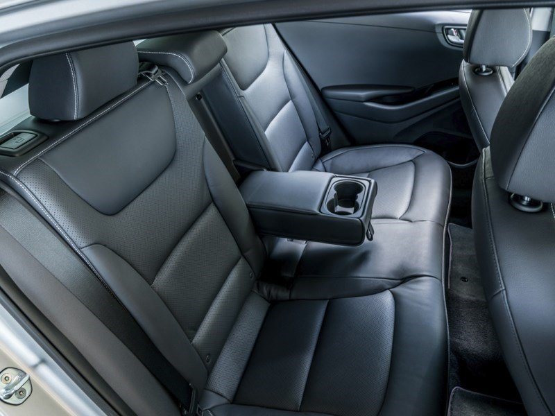2018 Hyundai Ioniq EV SE OEM Shot 6
