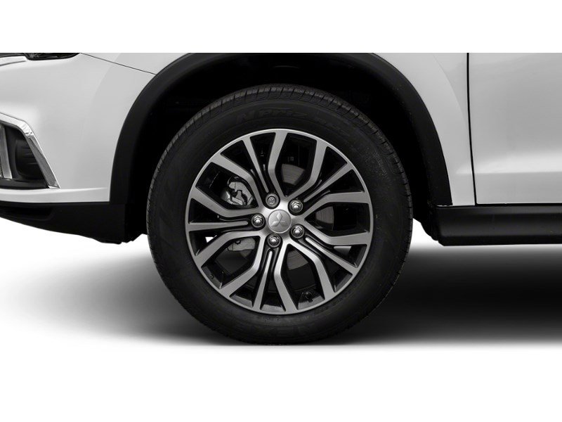 2018 Mitsubishi RVR ES FWD Exterior Shot 5