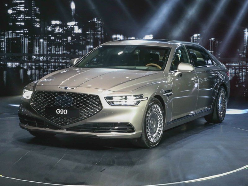 2020 Genesis G90 3.3T Elite OEM Shot 1