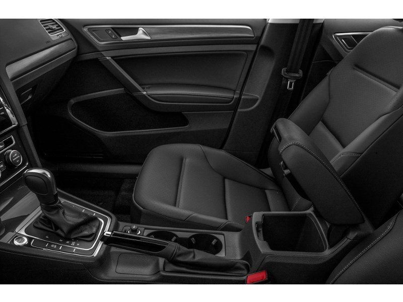 2020 Volkswagen Golf Highline 5-door Auto Exterior Shot 11