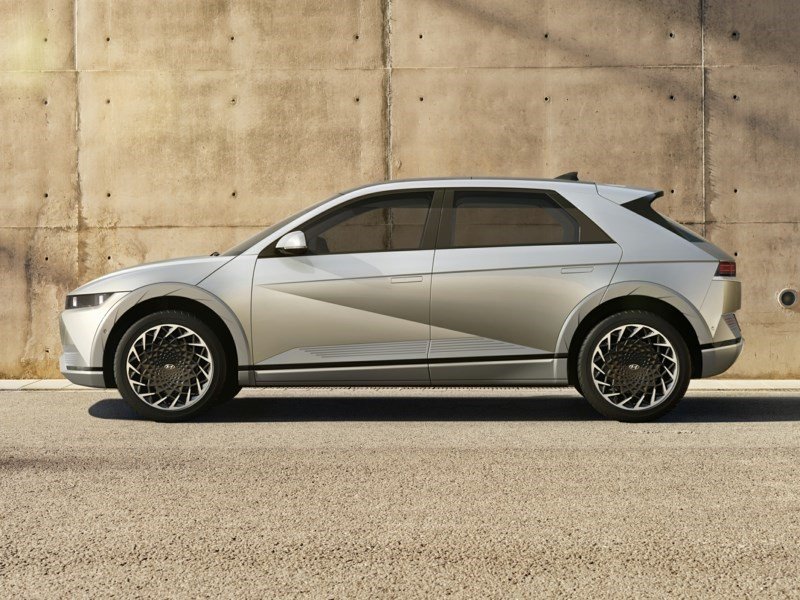 2023 Hyundai IONIQ 5 Preferred Long Range w/Ultimate Package OEM Shot 2