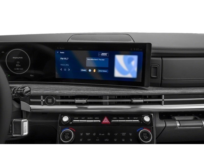 2024 Hyundai Santa Fe HEV Preferred AWD w/Trend Pkg Interior Shot 2