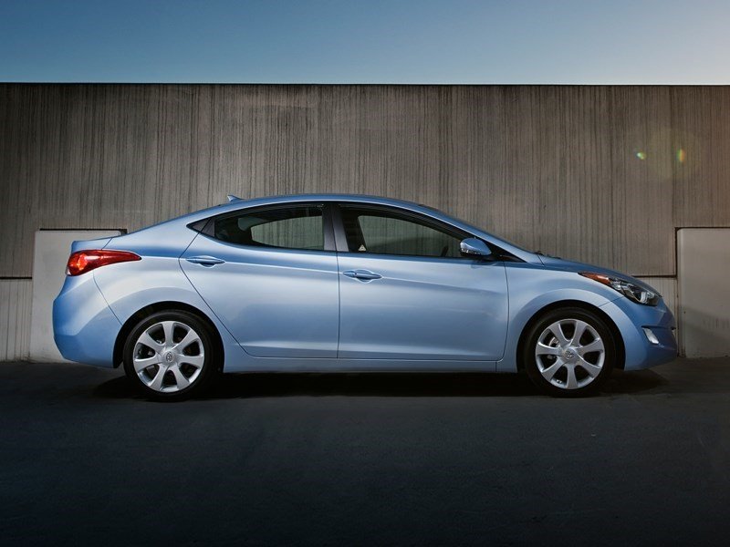 2013 Hyundai Elantra L (M6) OEM Shot 3