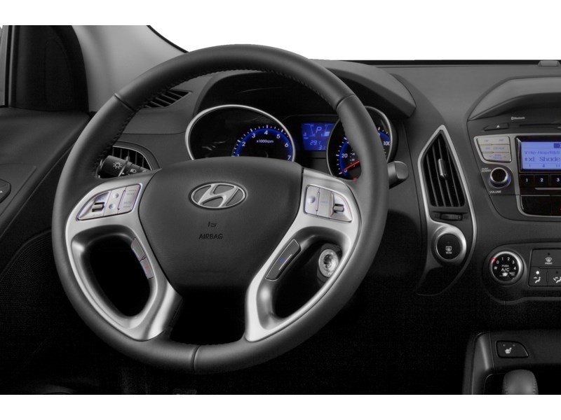 2013 Hyundai Tucson FWD 4dr I4 Auto GL *Ltd Avail* Interior Shot 2