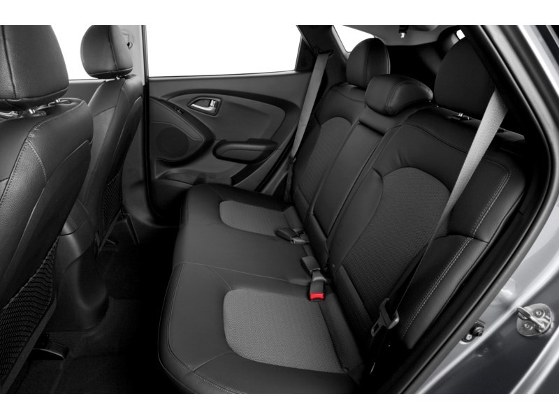 2013 Hyundai Tucson FWD 4dr I4 Auto GL *Ltd Avail* Interior Shot 5