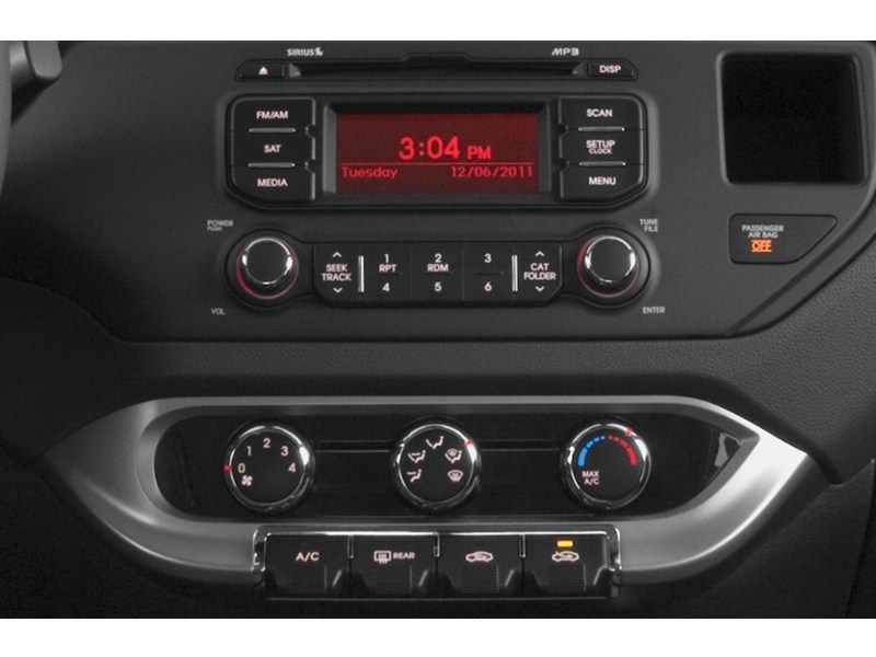 2013 Kia Rio 5dr HB Auto EX Interior Shot 2