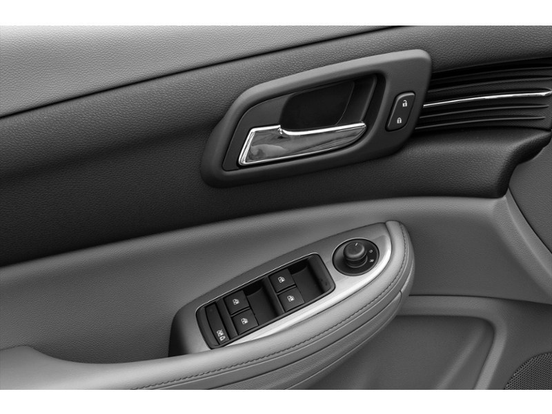 2015 Chevrolet Malibu 4dr Sdn LS w/1LS Exterior Shot 13