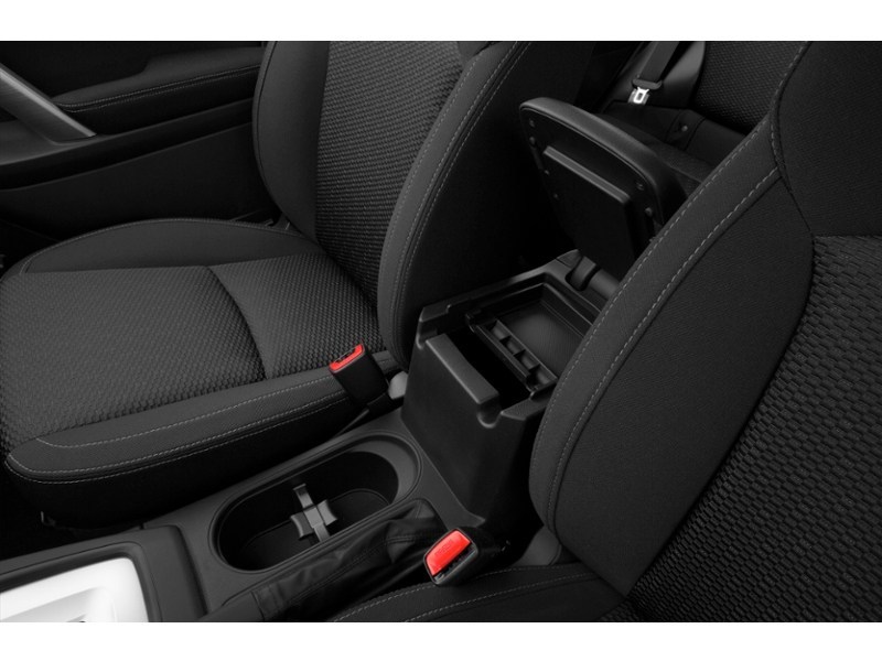 2015 Subaru Forester 5dr Wgn CVT 2.5i Convenience Interior Shot 7